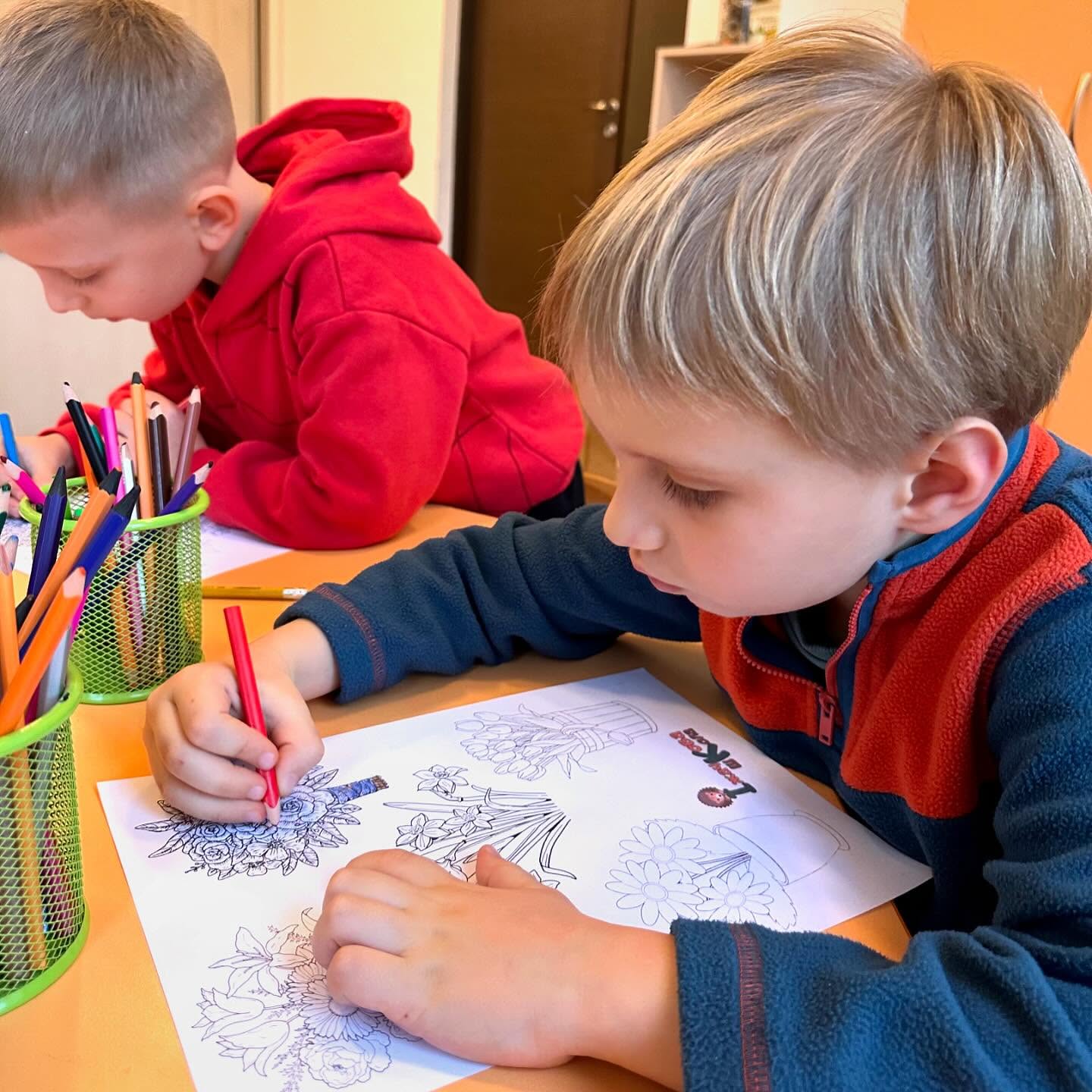 зображення галереї Барви дитинства 🎨